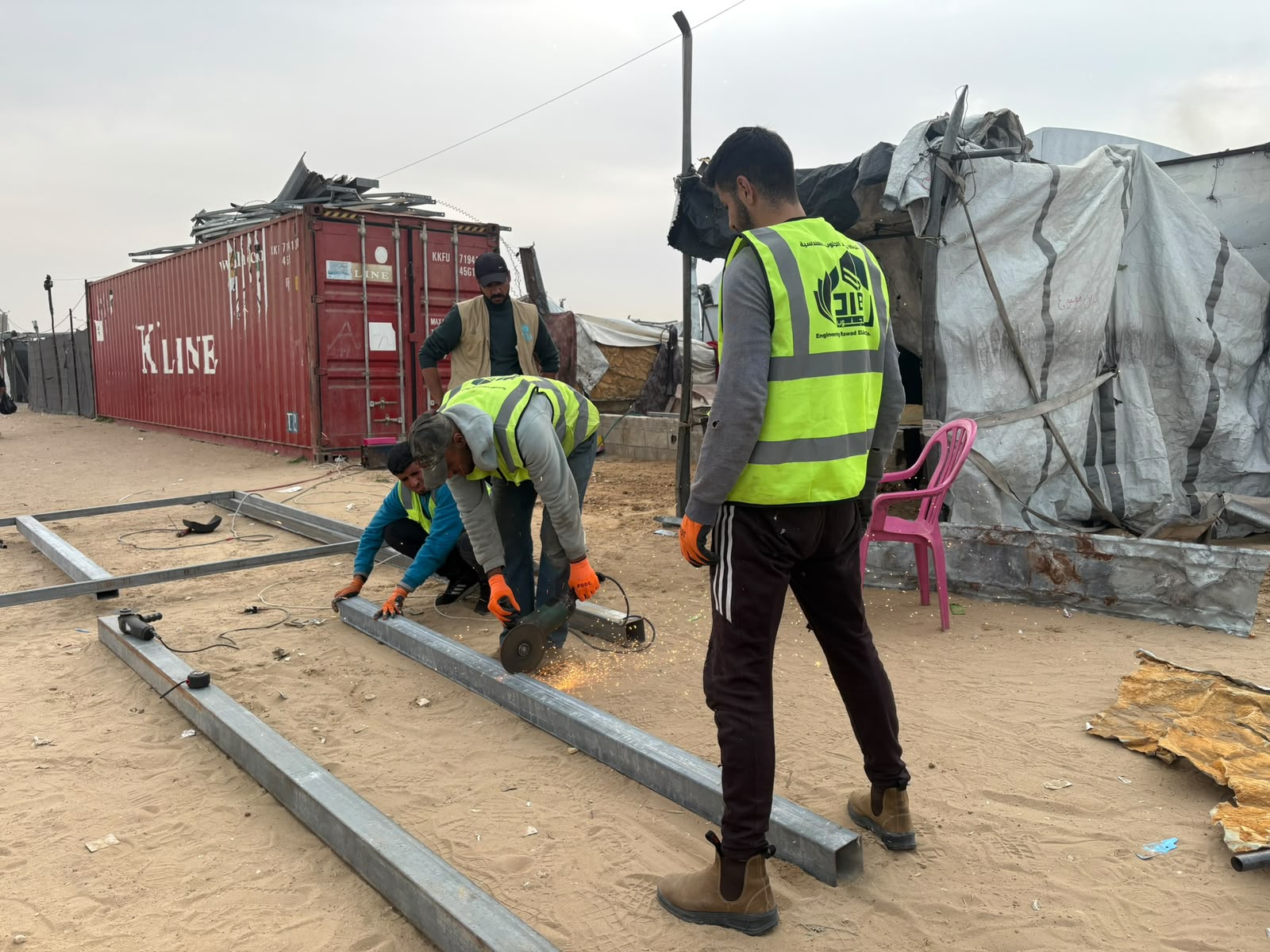 أعمال الحدادة في الموقع